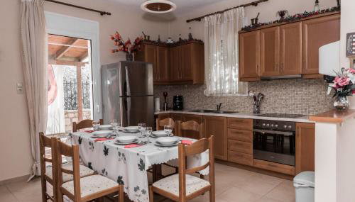 Aloni Home - Photo 2