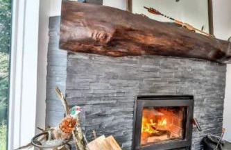 Unique and Private 25ft Waterfall House in Hunter - Foto 15