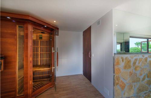 Villa Mimosa sleeps 8 with Heated Pool - Photo 20