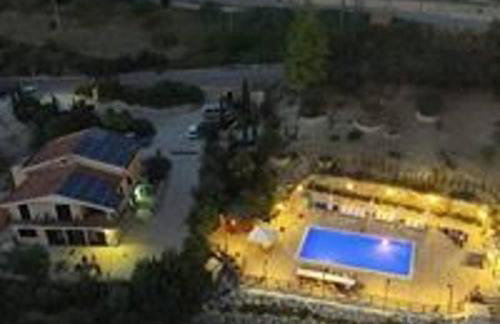 Spacious villa with private pool and stunning views - Foto 20