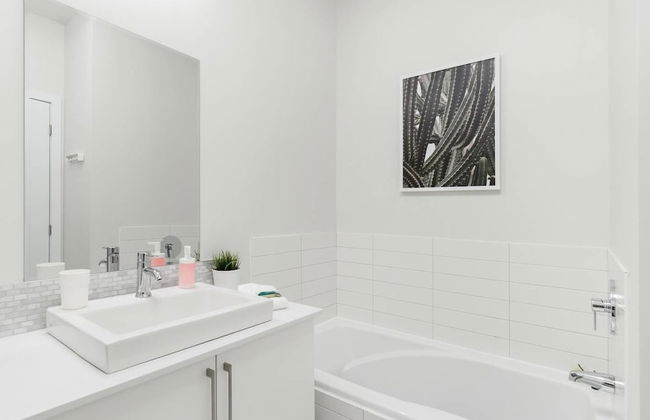 Discover Little Italy From a Bright Apartment - Foto 27