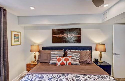 Comfortable and stylish condo near Myers Park - Foto 18