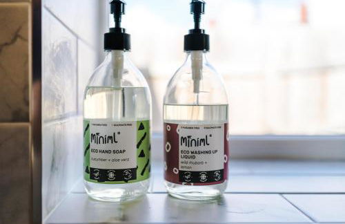 Castle Views cottage in historic village & woodfired hot tub - Photo 8