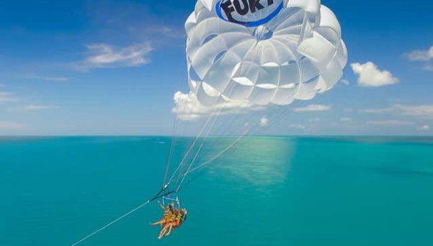 Parasailing en Cayo Hueso - Foto 4, Pura liberación de adrenalina
