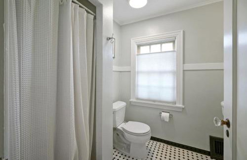 Bush Park & Downtown Charmer in Salem's Best Location - Foto 28