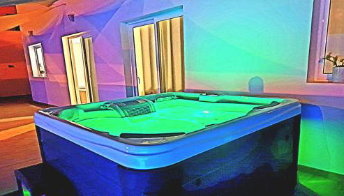 Villa Calma Climatized pool Private Jacuzzi Spa in Tarajalejo - Photo 4