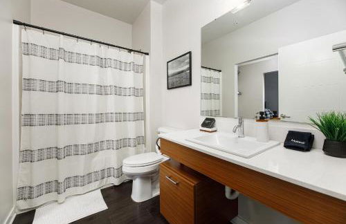 Trailside45 Modern Getaway – Traverse City - Photo 16