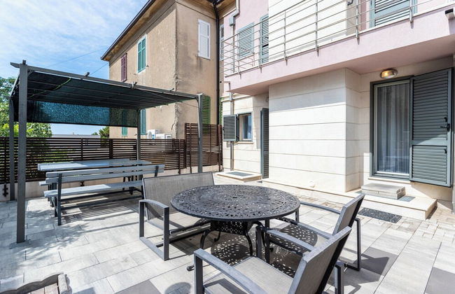 Beautiful Luxury House w sea View & Outside Space - Foto 44