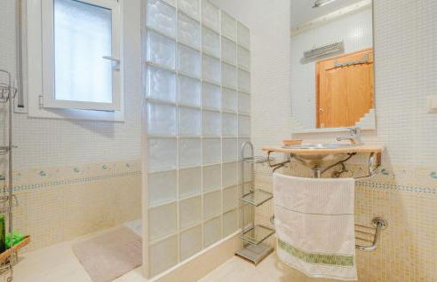 Stunning Home In L'ametlla De Mar - Foto 26