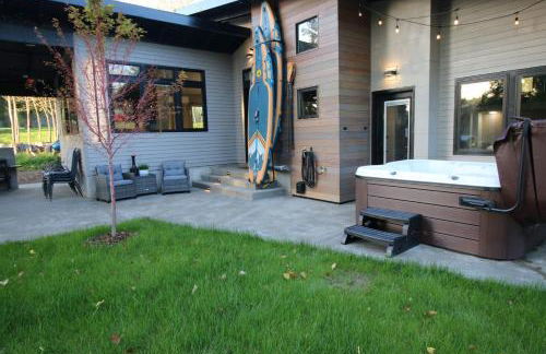 Luxe Lake Cabin Hot tub Grill Firepit EV charger - Foto 13