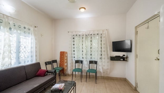 GuestHouser 1 BHK Apartment in - 84f8 - Foto 2, Entrada interior