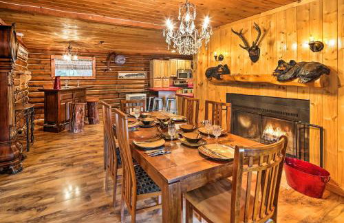 Lodge 88 - Steps to Weiner Lake with Dock and Boat! - Foto 11