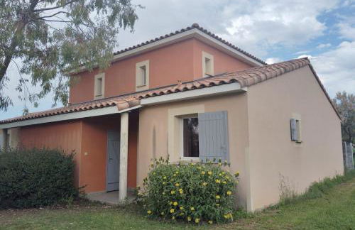 Le Domaine du Golf ***. Lieu-dit Launac-Le-Vieux 1 chemin de l'Aire 34690 FABREGUES - Foto 3