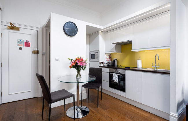 The Apartments Chelsea - Photo 46