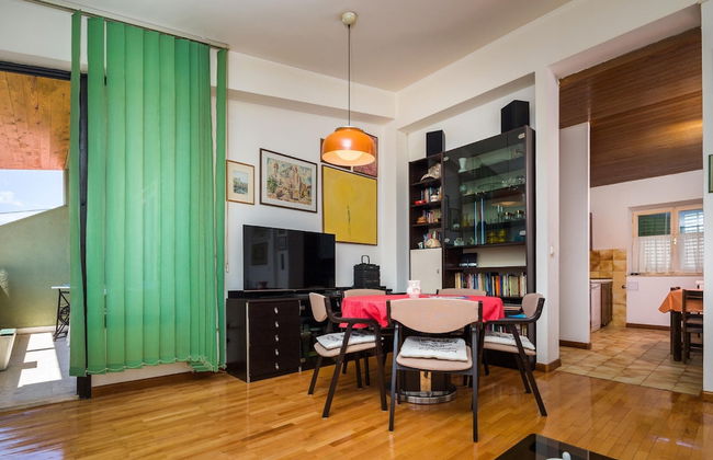 Big 80 m2 apt With Balcony in the Heart of Split - Foto 2