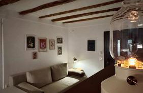 Akonelia - chora center - Photo 16