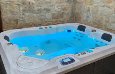 The Rockpool - private hot tub and sea views - Photo 2
