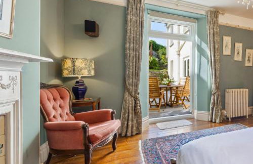 William's Nest - Photo 1