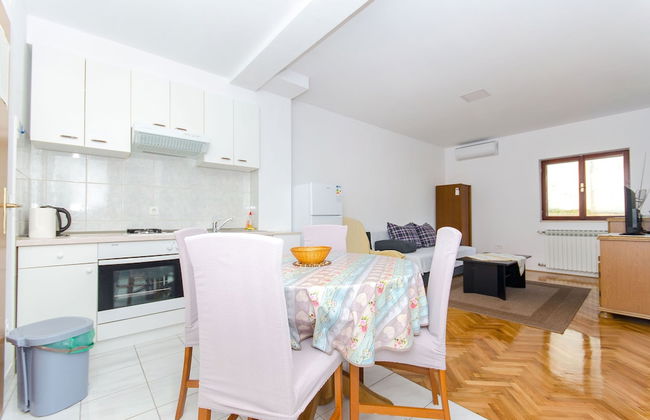 Apartments Marinko - Photo 12