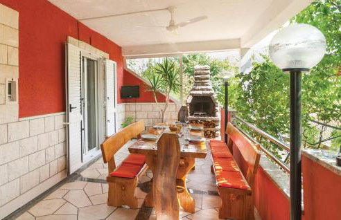 Beautiful Home In Srinjine With Sauna - Photo 14