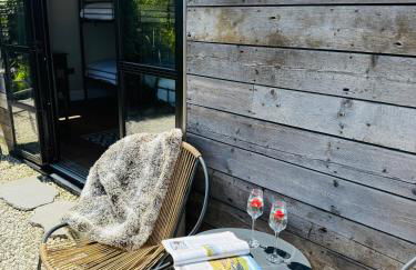 Luxury Cornish Cottage & Modern Cabin with Garden, Central St Agnes - Foto 35