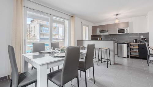 Quiet and bright apartment terrace and private P - Foto 4