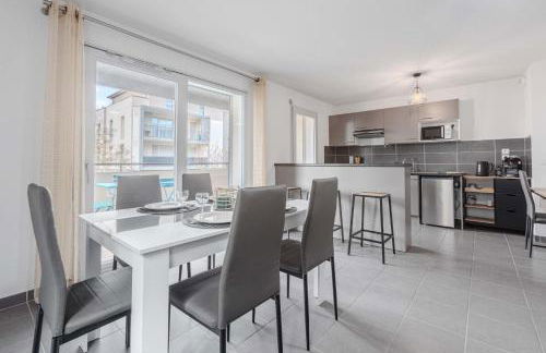 Quiet and bright apartment terrace and private P - Foto 4