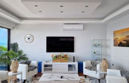 Azure Serenity Villa by LovelyStay - Foto 7