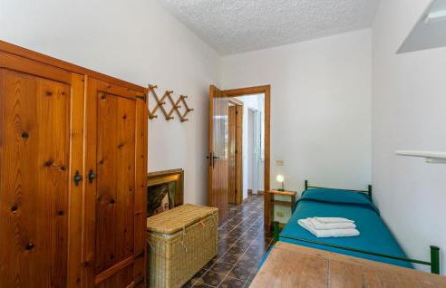 3 Bedroom Cozy Home In Noto - Foto 28