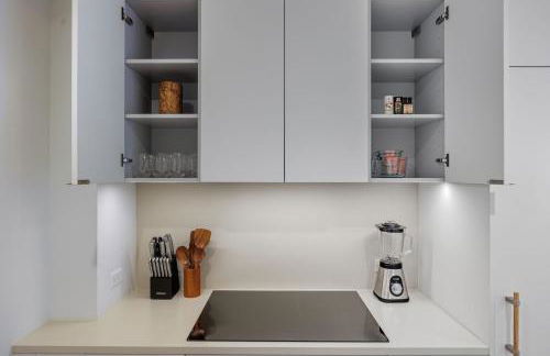 Greenpoint 1 BR w Work Setup by Anyplace - 11752 - Photo 20