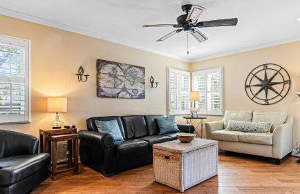 Close to Beach w Patio Resort Amenities The Point at Corniche by AvantStay STR16-0458 - Foto 14