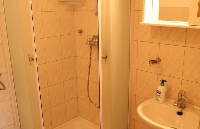 Sea front stone house - Photo 76