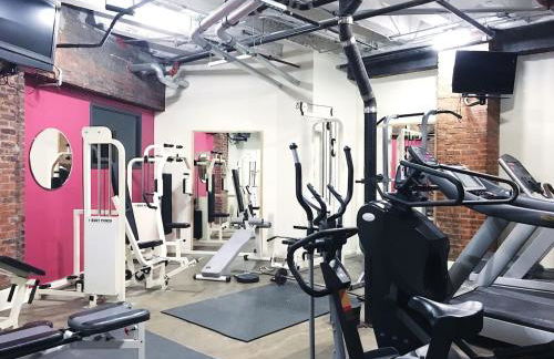 City Loft w/ View of Gay St - Foto 8