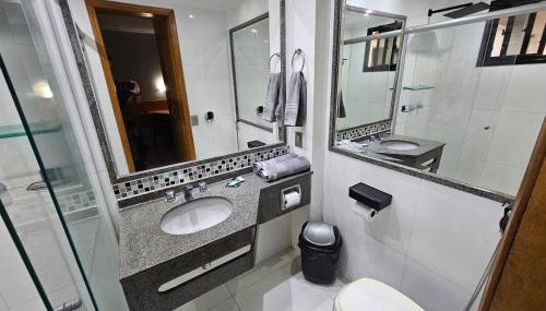 Flat Crystal Place 808 com piscina - Foto 4