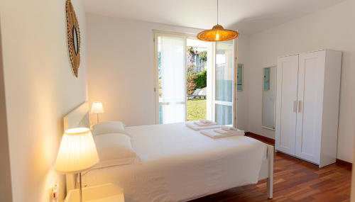 giardino e piscina apartment - Foto 4, wardrobe