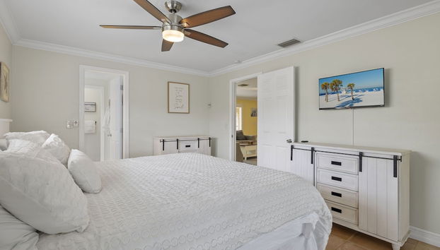 Dolphin Crossing Villa - Photo 2, Chambre