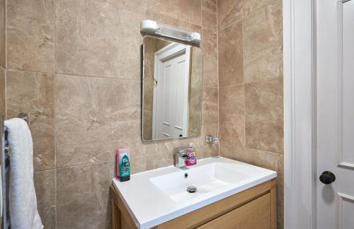 3 Bedroom Apartment - Historic Old Town - Foto 34