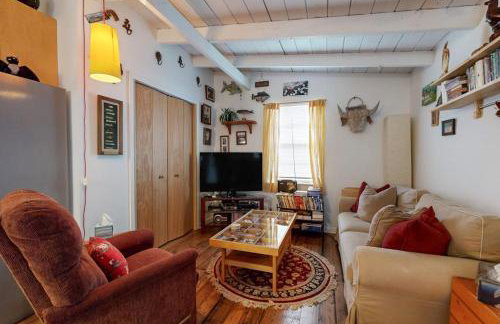 Cozy Dog-Friendly House Near Water with Enclosed Yard, Grill, & Equipped Kitchen - Photo 8