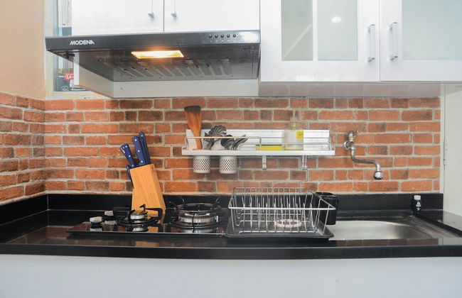 Cozy Room 1BR Gray Tower Sentra Timur Apartment - Foto 6