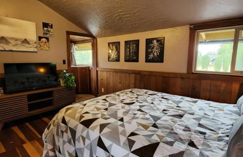 Unique Farm Apartment with Woodstove - Foto 15