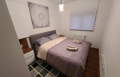 Modern 4-Star luxury apt - WFH Ready, Free Parking - Foto 13