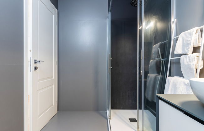 easyhomes - Brera Luxury Suites - Photo 46