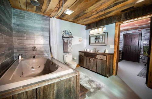 Fairytale: Hot Tub & Trout Stream & Petting Zoo? - Foto 23