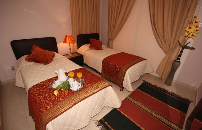 A Three-bedroom Villa With a Private Pool and Landscaped Garden Wi-fi - Foto 3