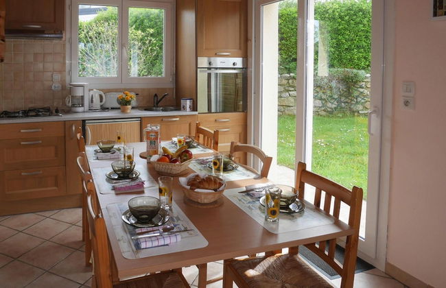 Holiday Home in Plouarzel Near Sandy Beach - Foto 5