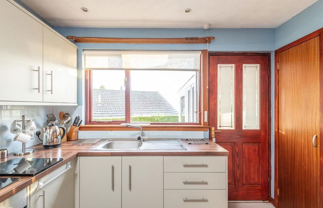 2 Bed Home With Private Garden in the Highlands - Foto 8