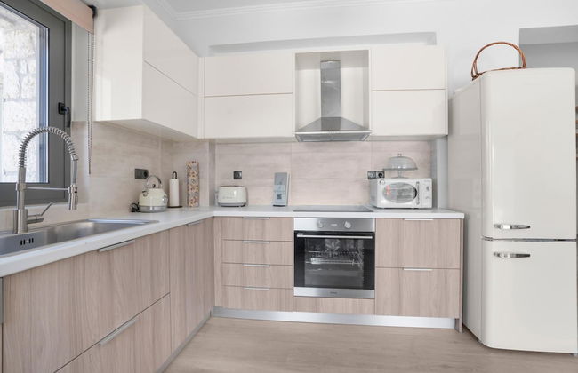 Villa Chriselia - 3 Bedrooms With Sea Access - Photo 7