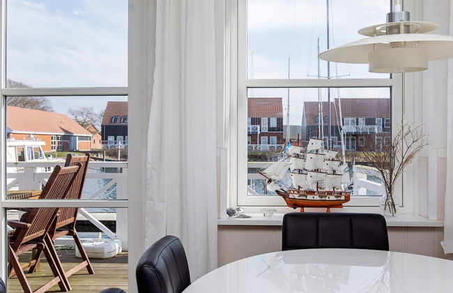 6 Person Holiday Home in Borre - Foto 9