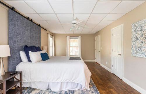 Cozy Country Poolside Getaway, 2BR, Near ATL - Foto 19