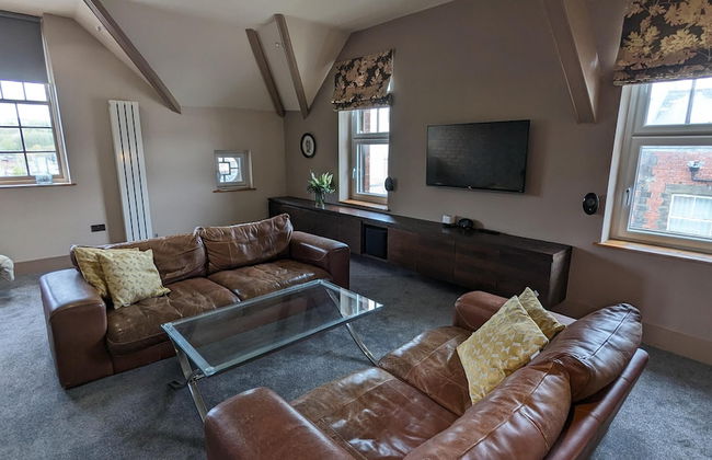 Spacious Penthouse Apartment in Merthyr Tydfil - Foto 11